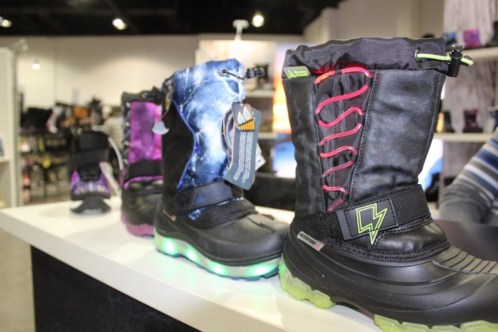 Kids snow boots from Absolute Canada have colorful lights for dark winter nights