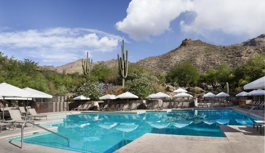 Poolside at Lowes Ventana Canyon Resort and Spa